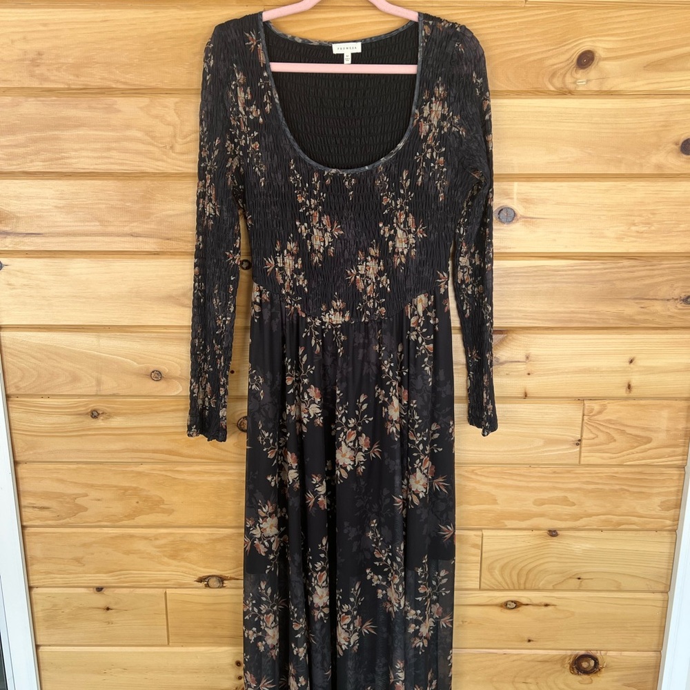 Promesa Black Floral Long Sleeve Dress